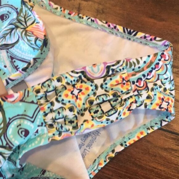 NWT Kenneth Cole REACTION Sash-Side Hipster swim… - Picture 7 of 7